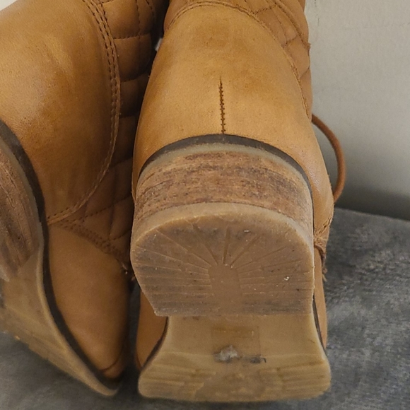 Aldo Leather Ankle Booties - Picture 6 of 7